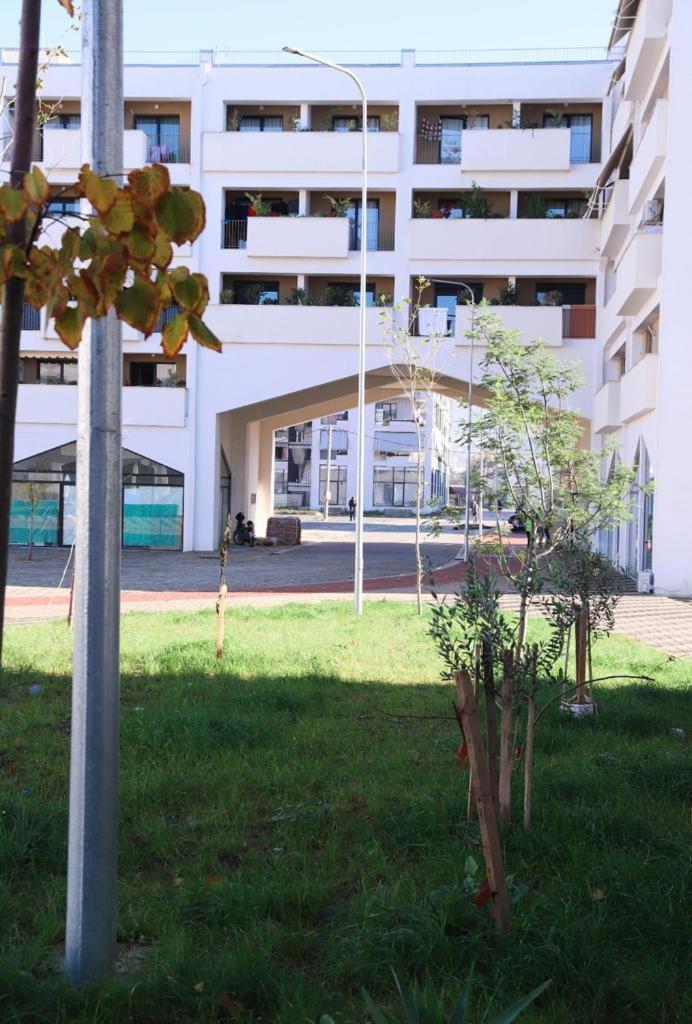 Family Apartment Tirana Exterior photo