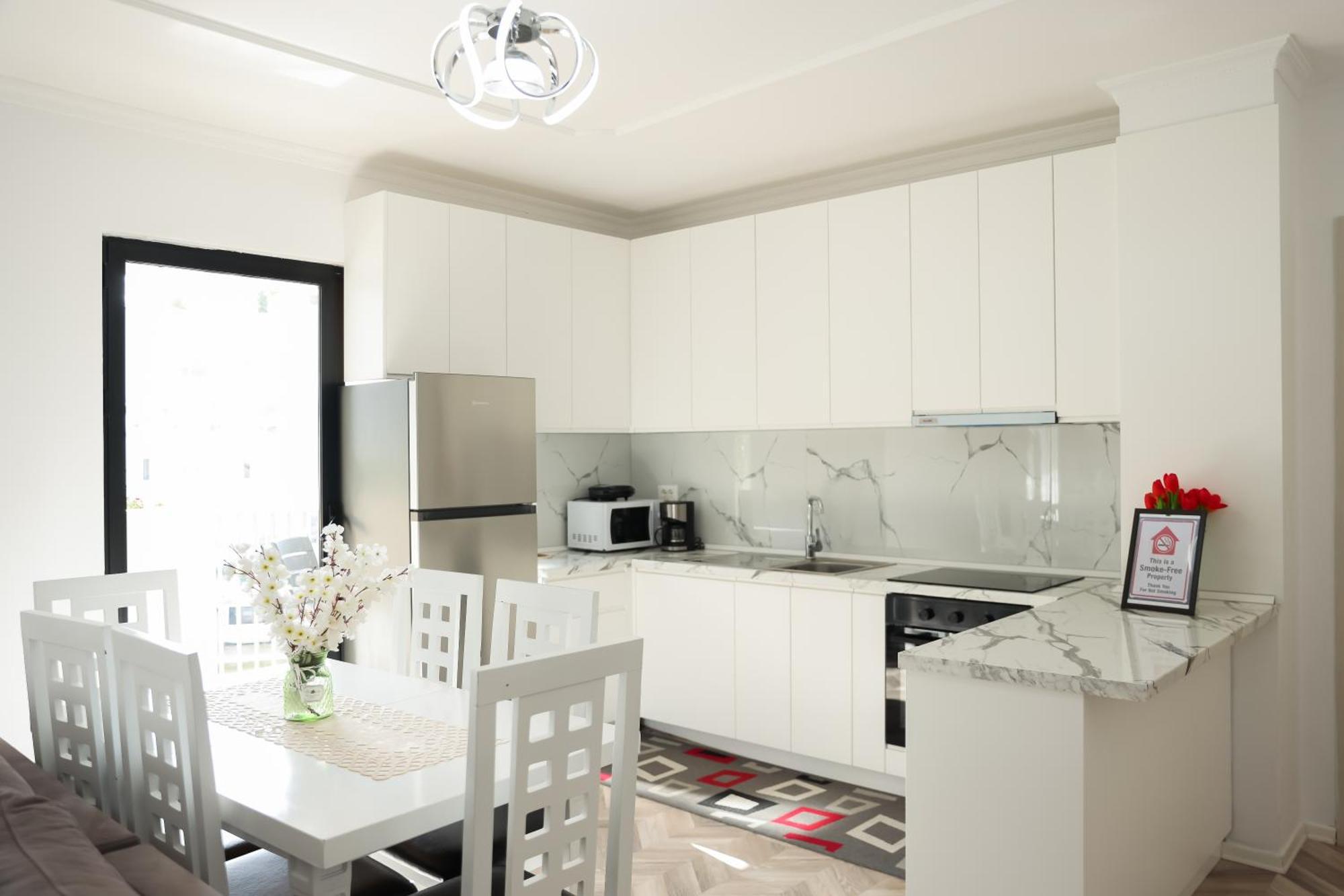 Family Apartment Tirana Exterior photo